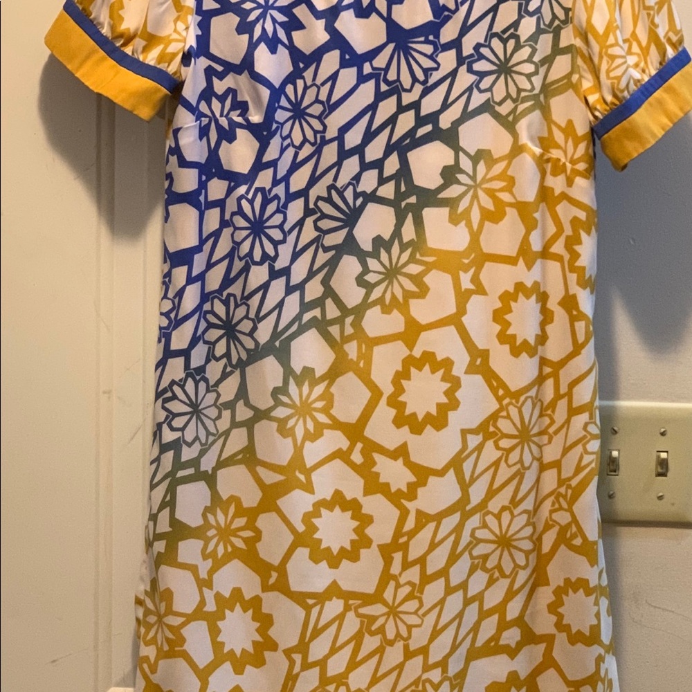 Nicole by Nicole Miller size 6 dress.